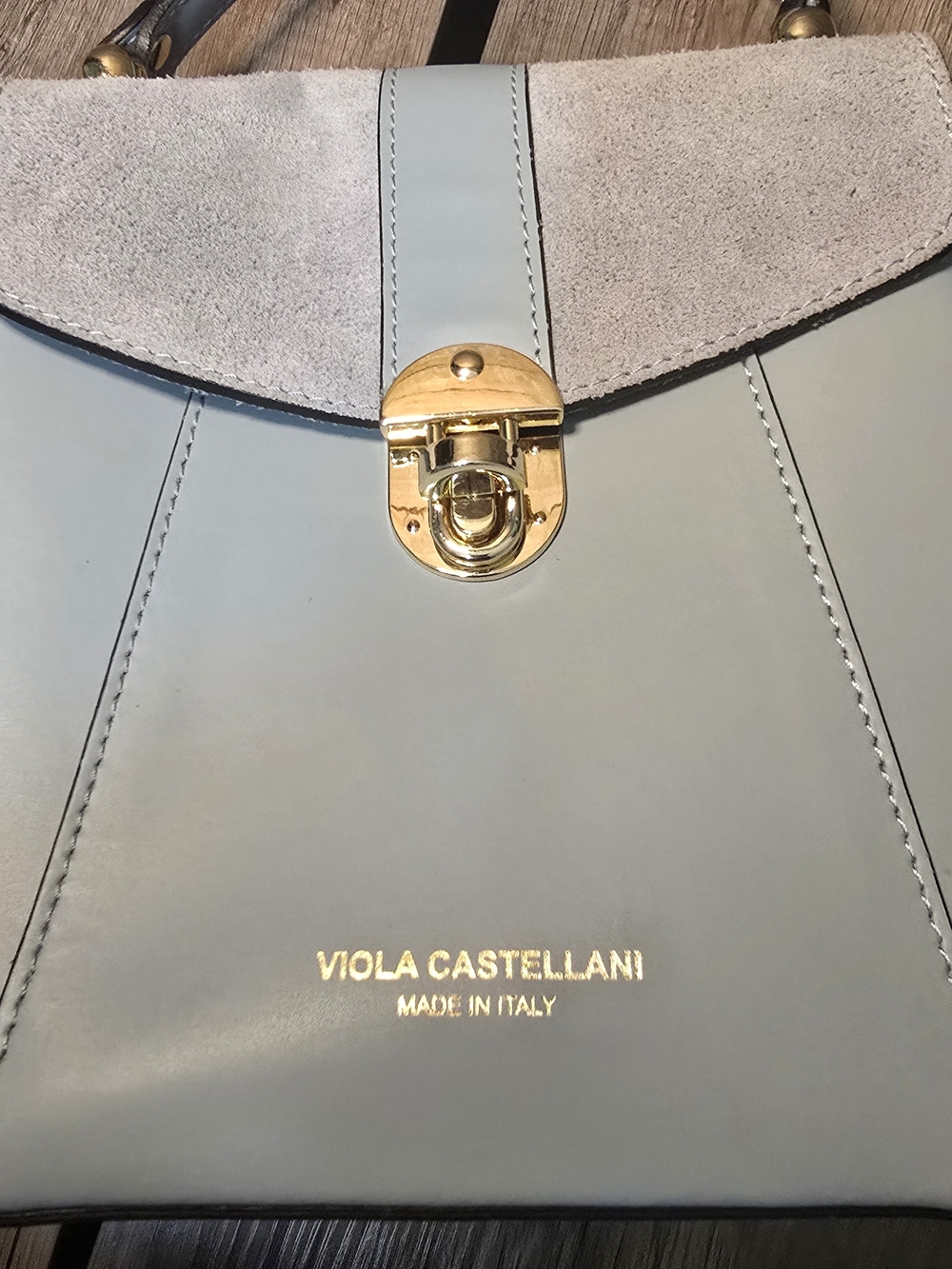 Viola Castellani light blue Italian leather bag. - Picture 5 of 6